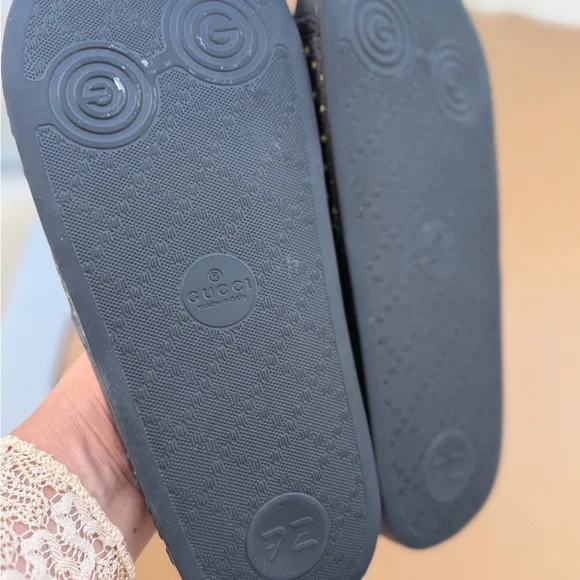 Gucci Black and Gold Star Slide Sandals AUTHENTIC size 38 - Picture 15 of 16